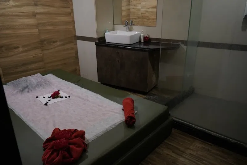 Body To Body Spa Girgaon
