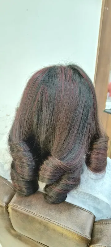 Habibs Hair & Beauty - Pradhikaran Nigdi