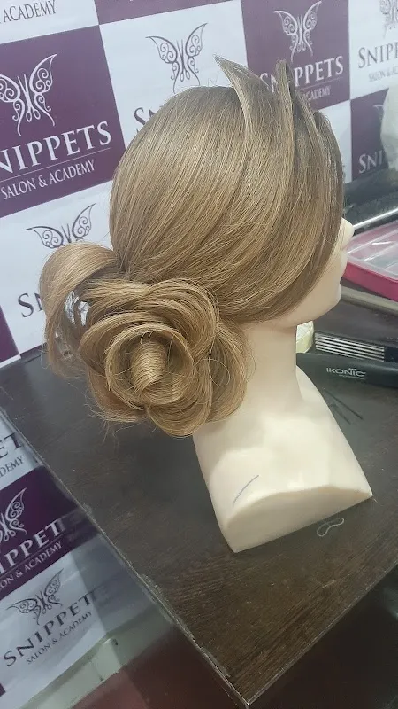 Snippets Hair Studio & Academy