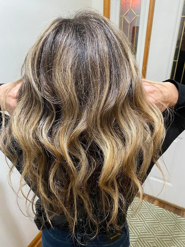 Salon Milan