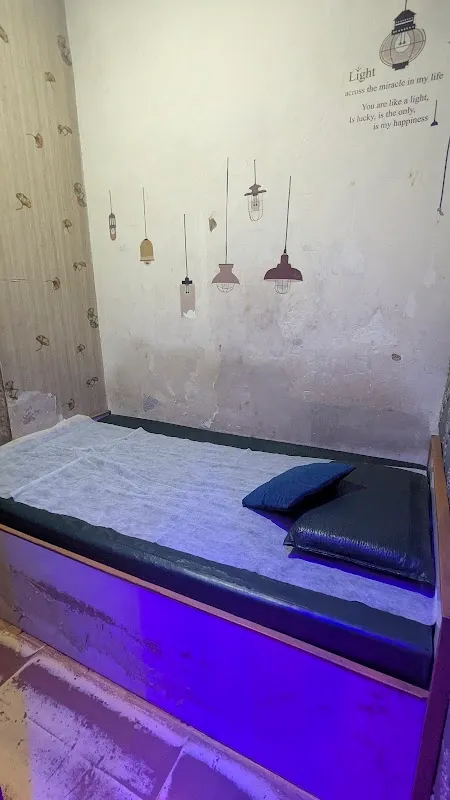 Vedanta Body Massage Unisex Spa & Salon