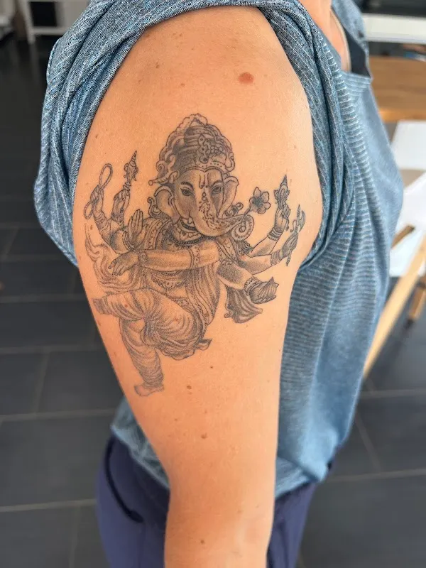 Prav Ink Tattoos Professional