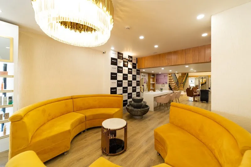 Marie Claire Paris Salon & Wellness - Hazratganj Le Press | The Luxury Salon | Best Salon In Lucknow| Salon In Hazratganj