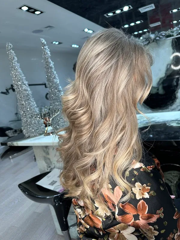 Monika Coiffure Spa Studio