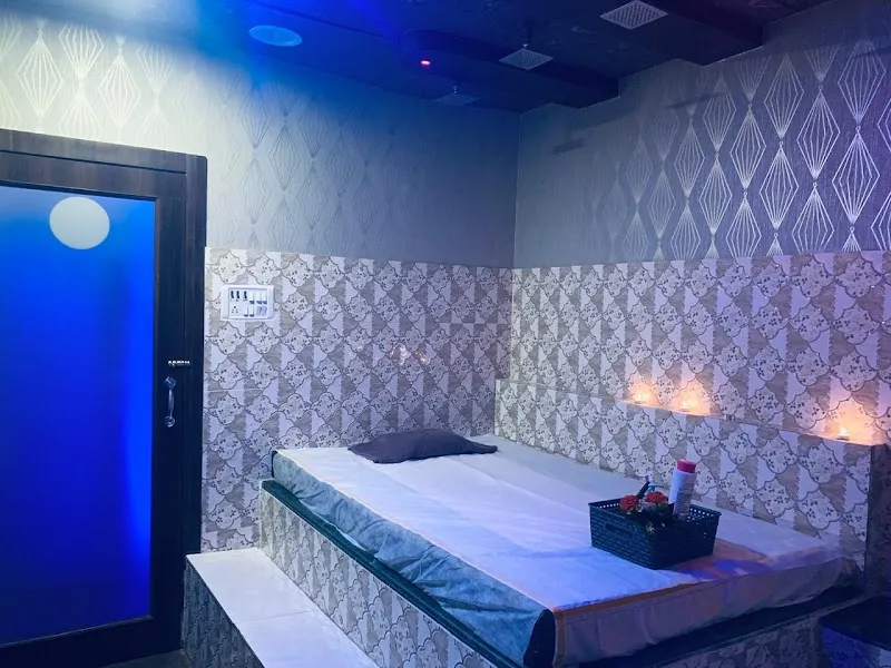 Sapphire Spa in Vashi