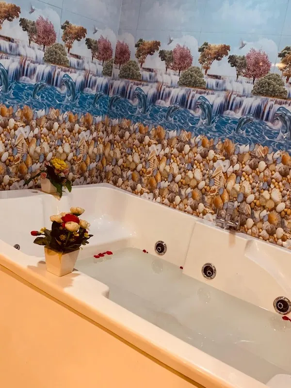 Sapphire Spa in Vashi