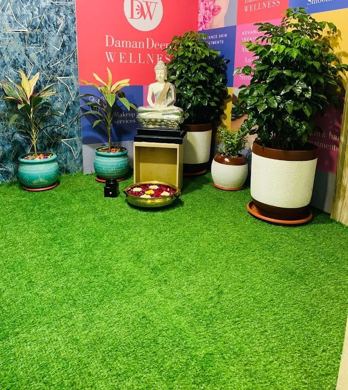 Sapphire Spa in Vashi