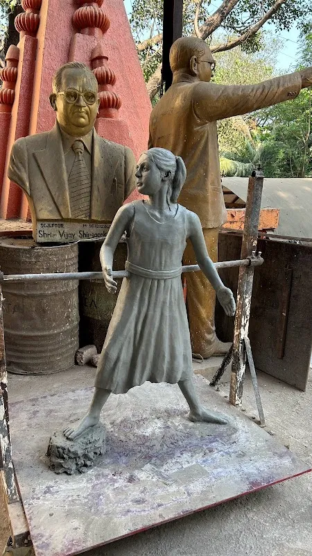CHAVAN FINE ART STUDIO - Best sculpture Art studio in Mumbai