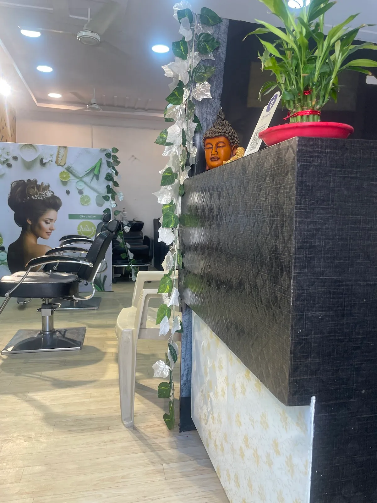 Lulu Beauty Salon (Only for Ladies)