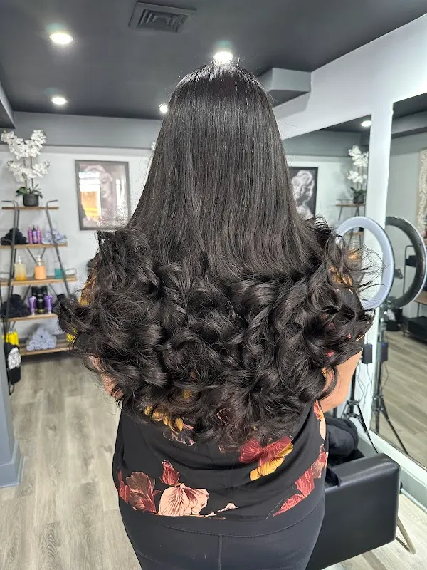 Benny & Bina's Hair Studio Barber Shop