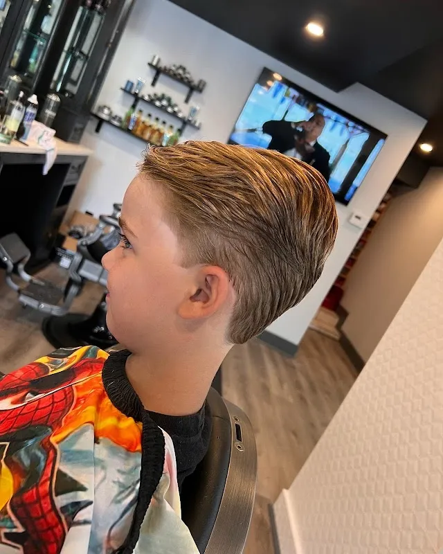 Benny & Bina's Hair Studio Barber Shop