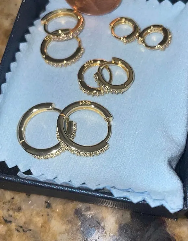 Piercings_by_stayC zw