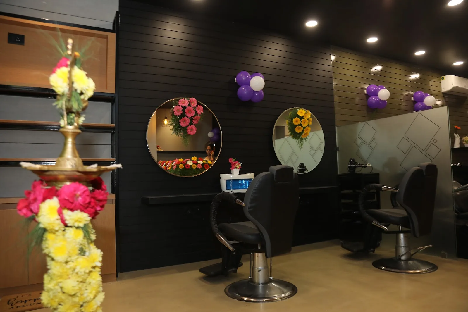Naturals Salon Women's Exclusive