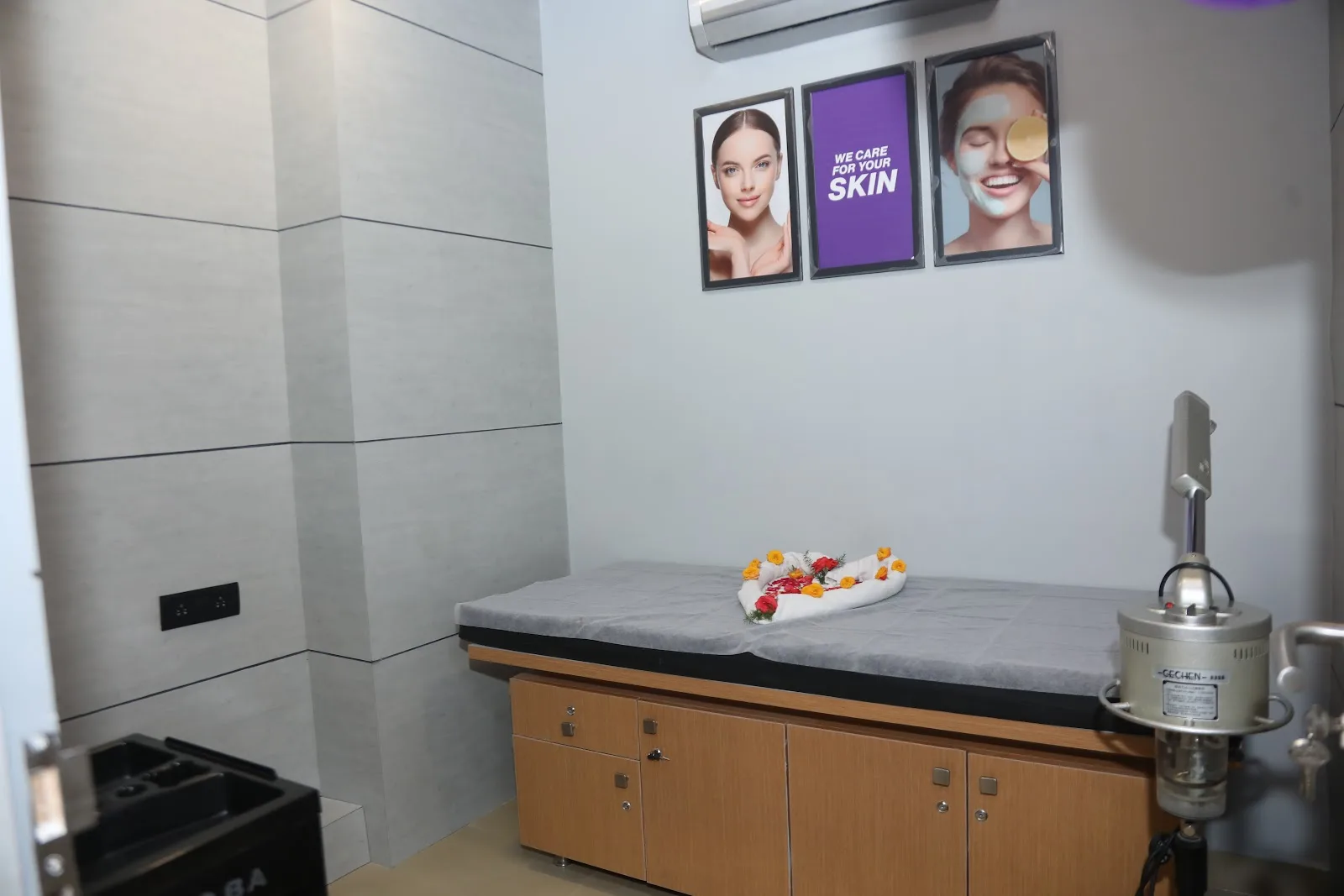 Naturals Salon Women's Exclusive