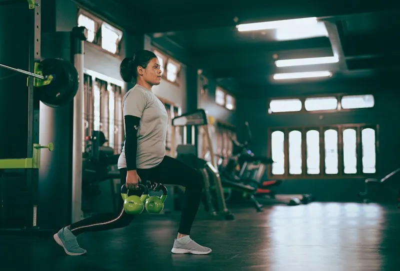 NECMERactive UNISEX Fitness Studio