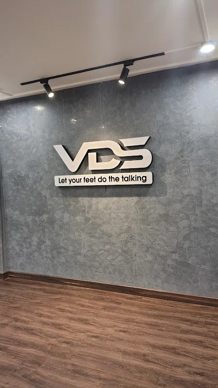 Vcrew Dance Studio
