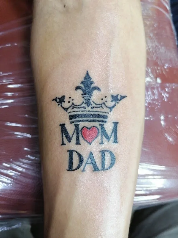 Manomay Tattoo & Piercing