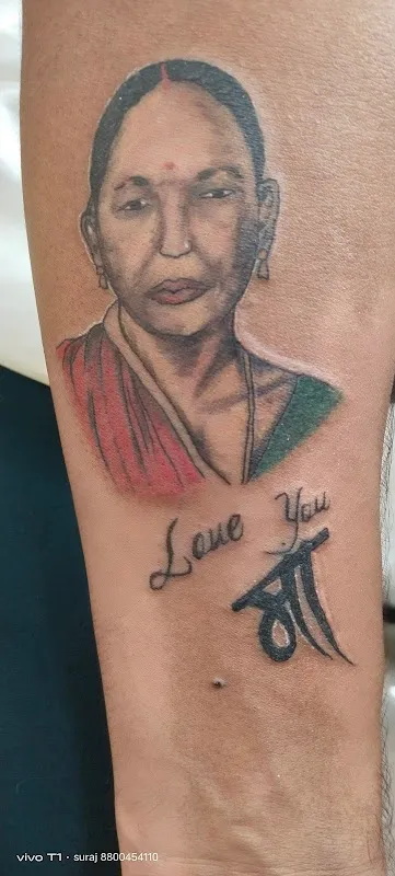 Manomay Tattoo & Piercing