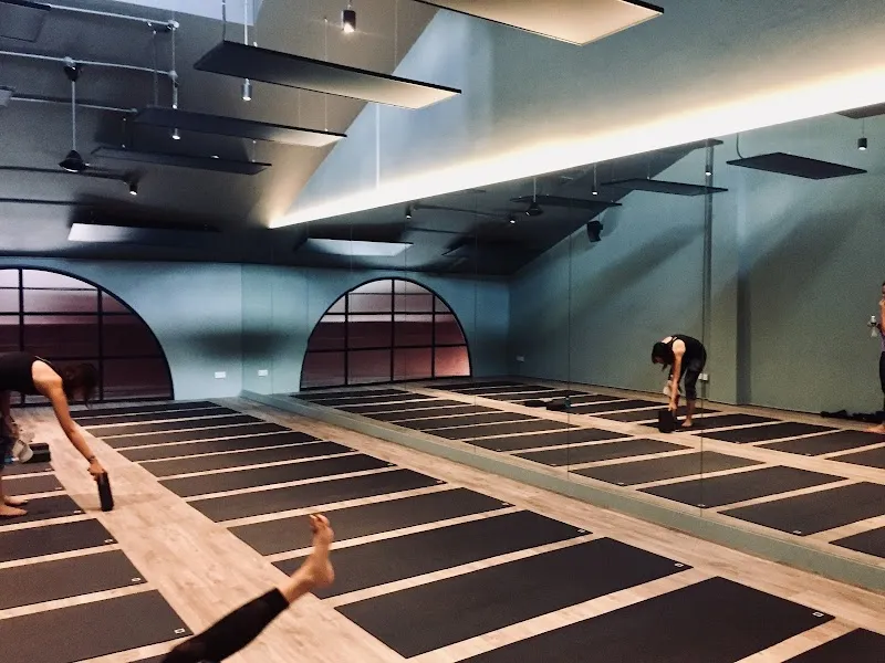 Yoga Movement Circular Rd
