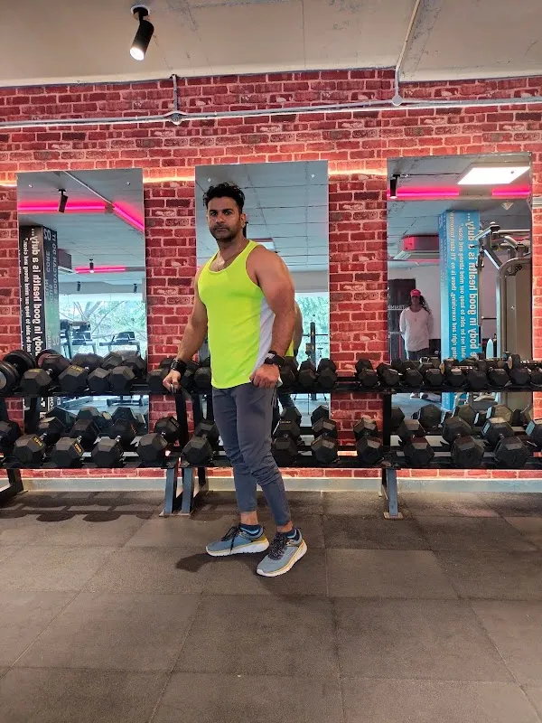 O2 FITNESS CENTER