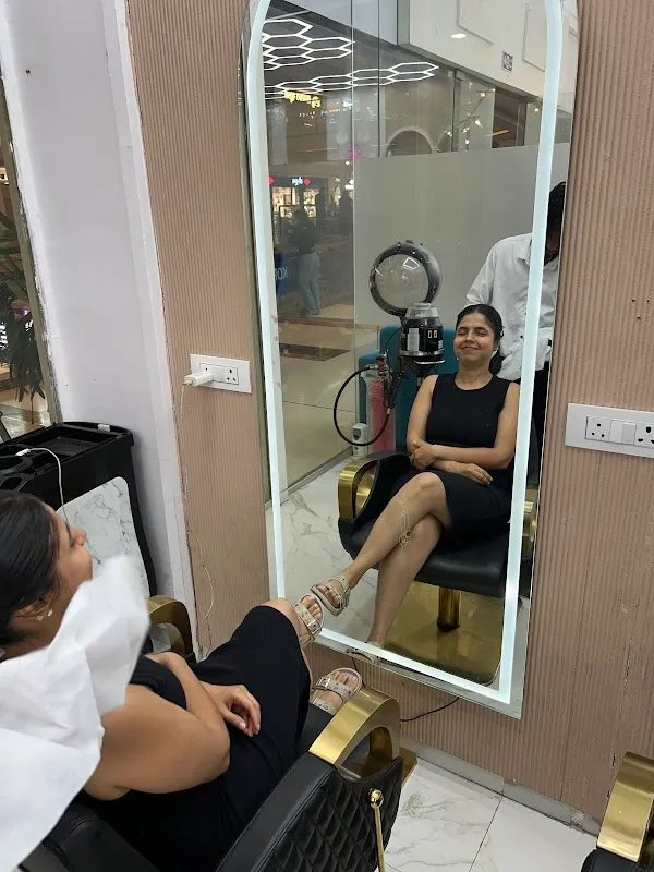 S&S SALON