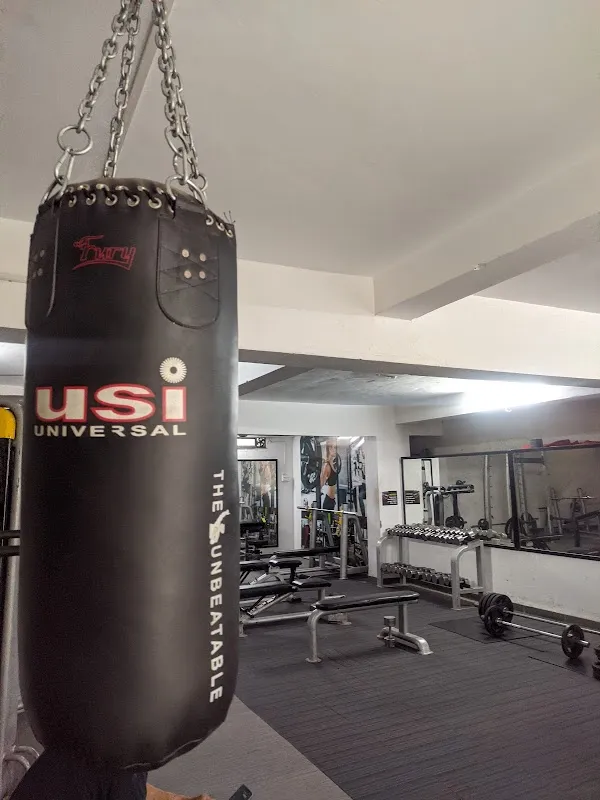 Xtreme Fitness Studio Unisex Gym