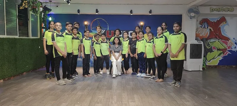 Uniq dance studio