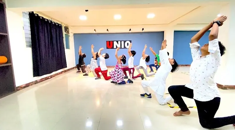 Uniq dance studio