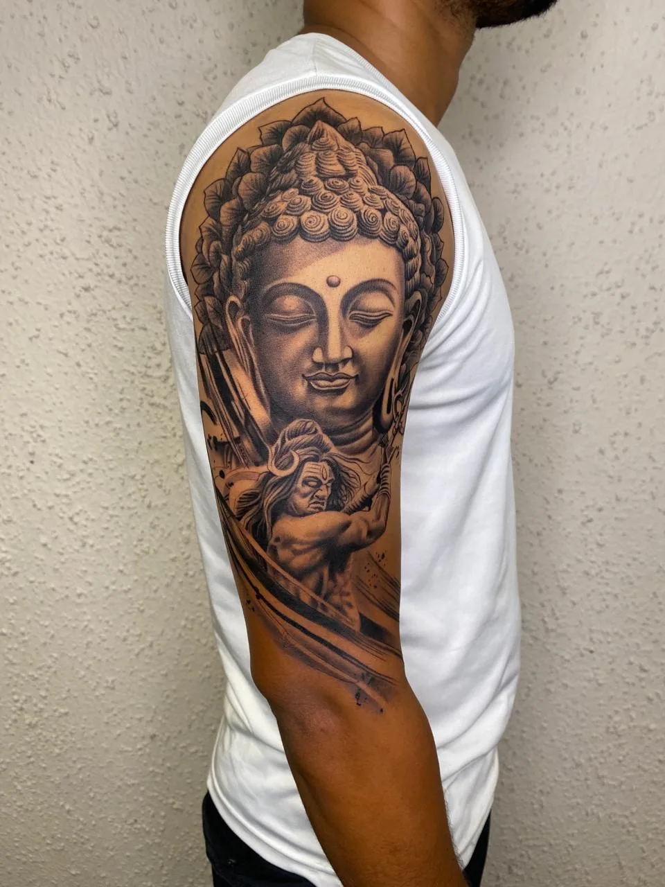 Aliens Tattoo Kolkata
