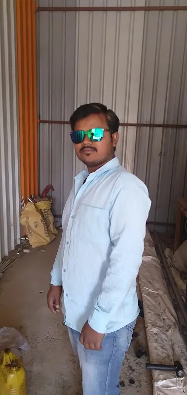 NAYAN HAIR SALON.BARBER SHOP. DHOLE BROTHER'S