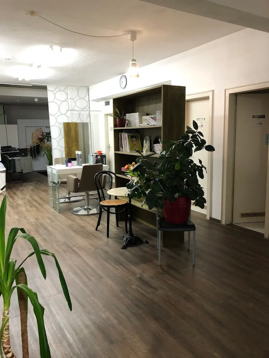 Salon Mai