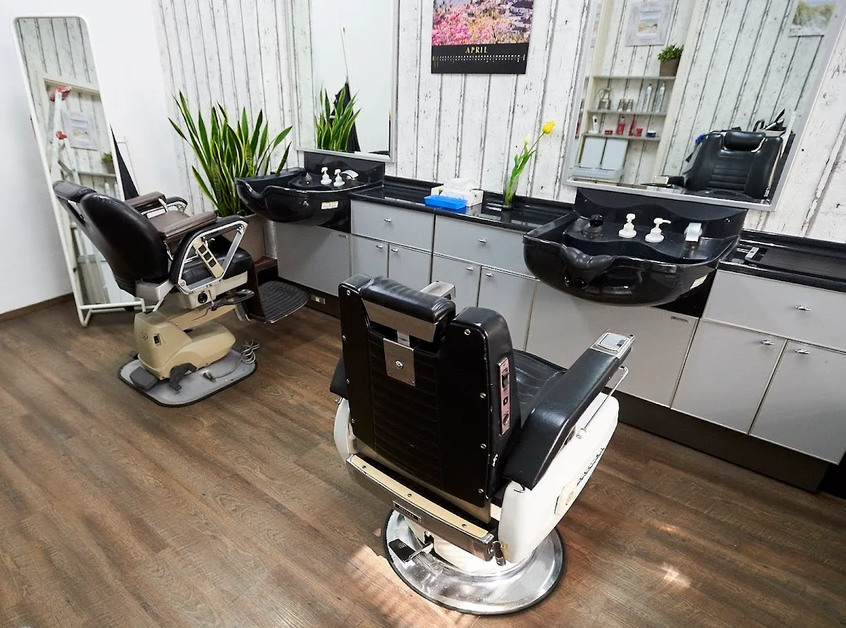 Salon Mai
