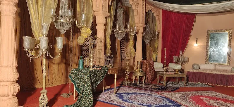 MEHMOOD STUDIO