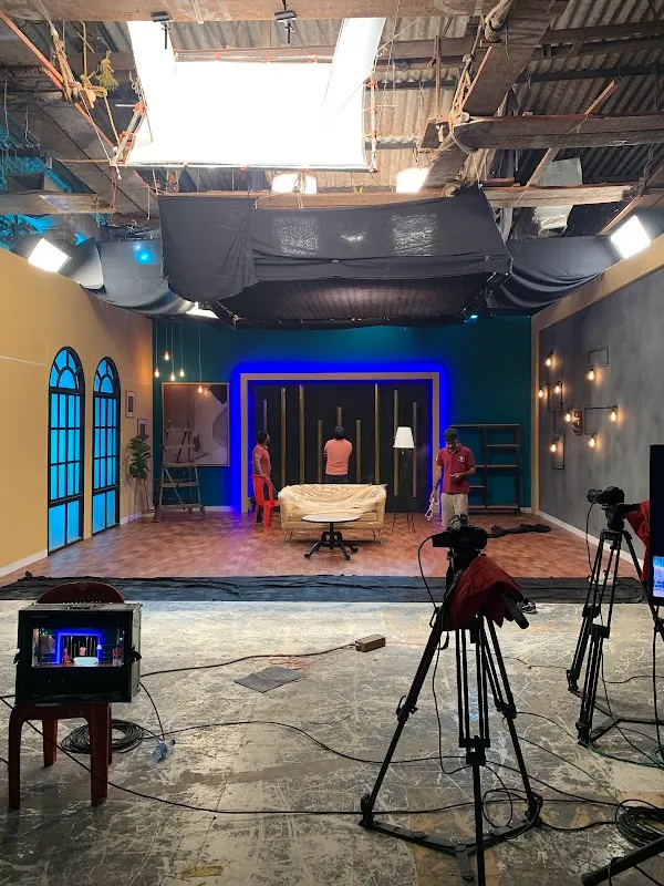 MEHMOOD STUDIO