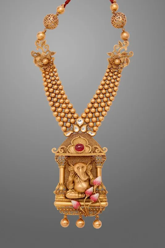 Husain Studio