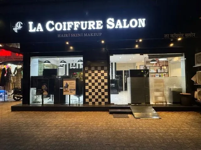 La Coiffure Salon - Anand Nagar