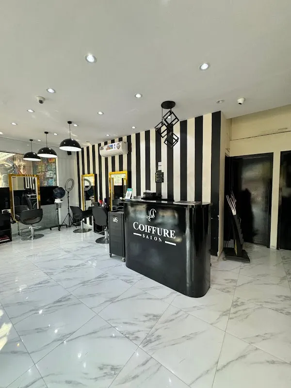 La Coiffure Salon - Anand Nagar