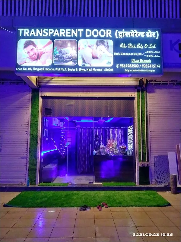 Transparent Door Ulwe