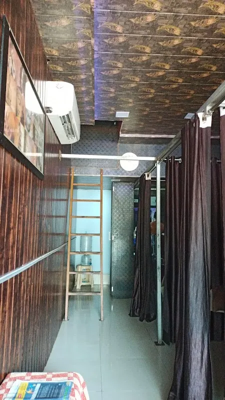 Transparent Door Ulwe