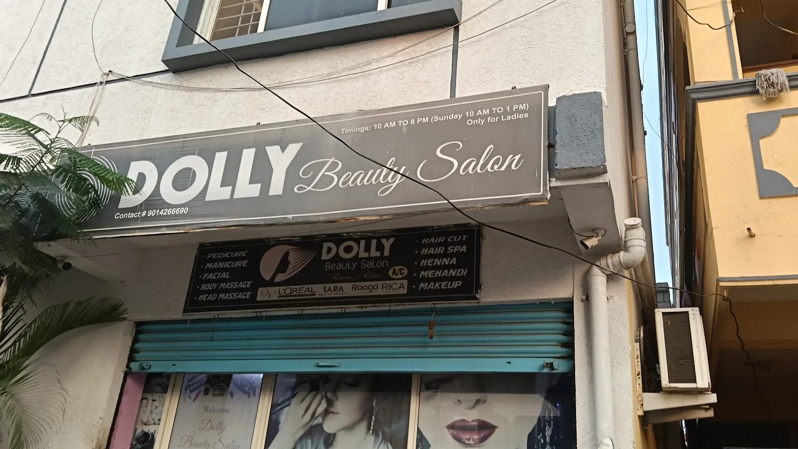 Dolly Beauty Salon