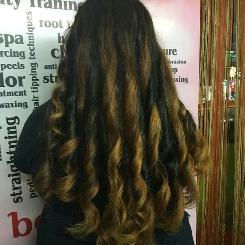 Style & Beauty Salon