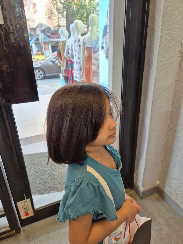 Enrich Salon Borivali W Factory Lane