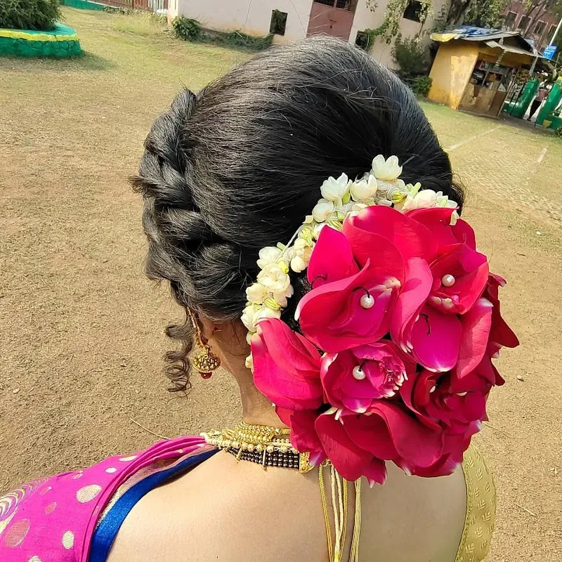 Madhuri Beauty Salon (Planet & Academy)
