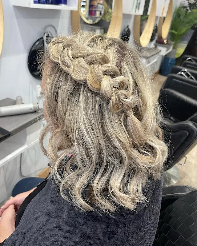 Fraser Shores Hair Design
