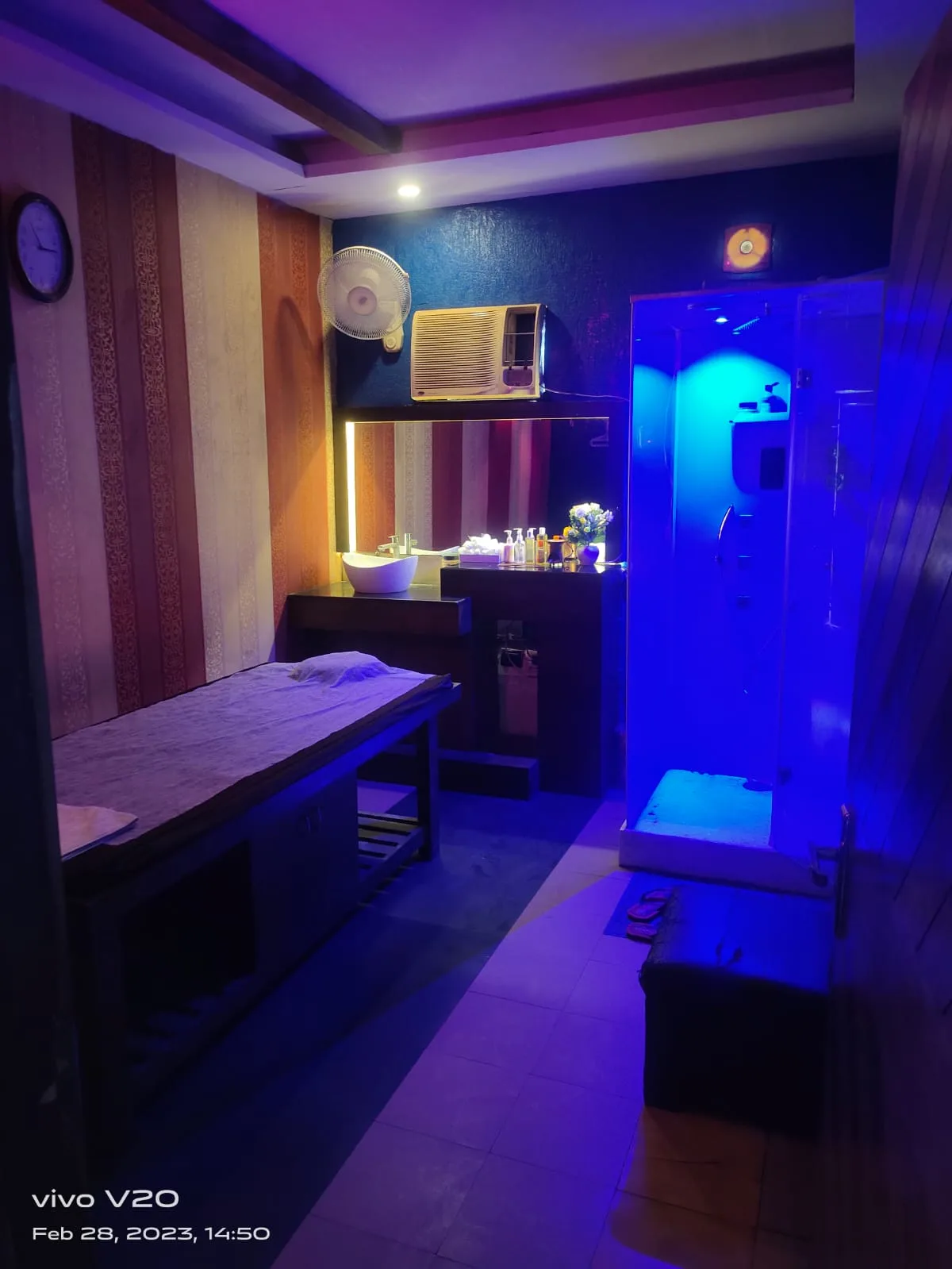 Maalish Spa Of Luxury Dwarka