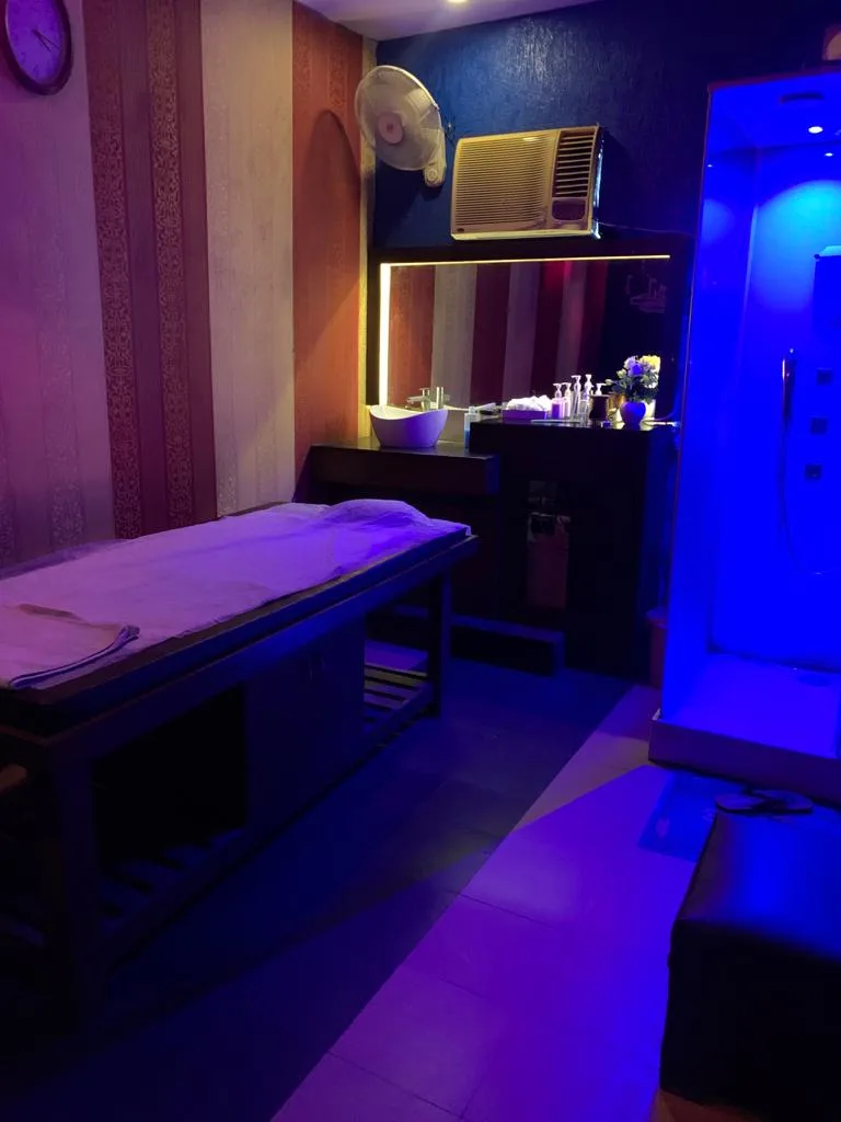 Maalish Spa Of Luxury Dwarka