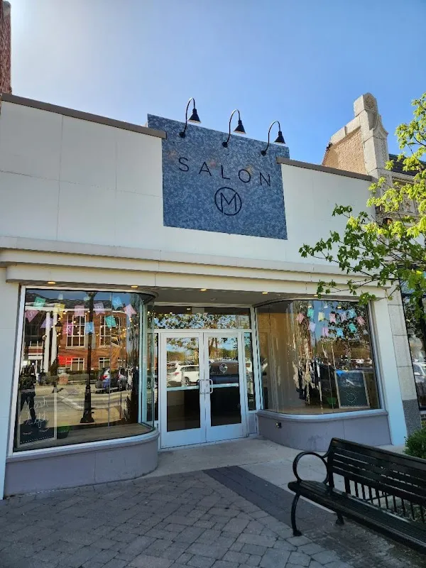 Salon M