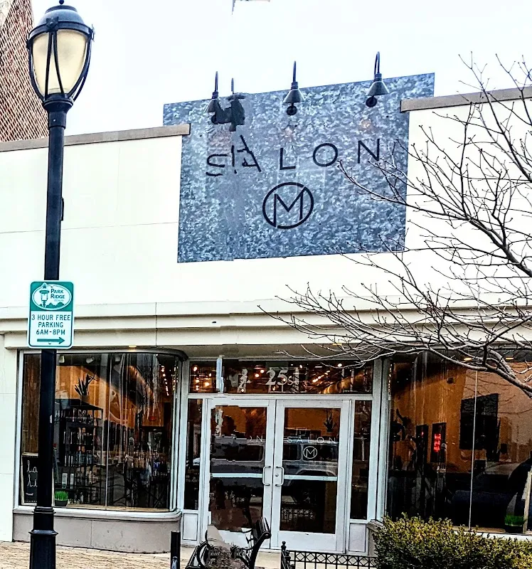 Salon M