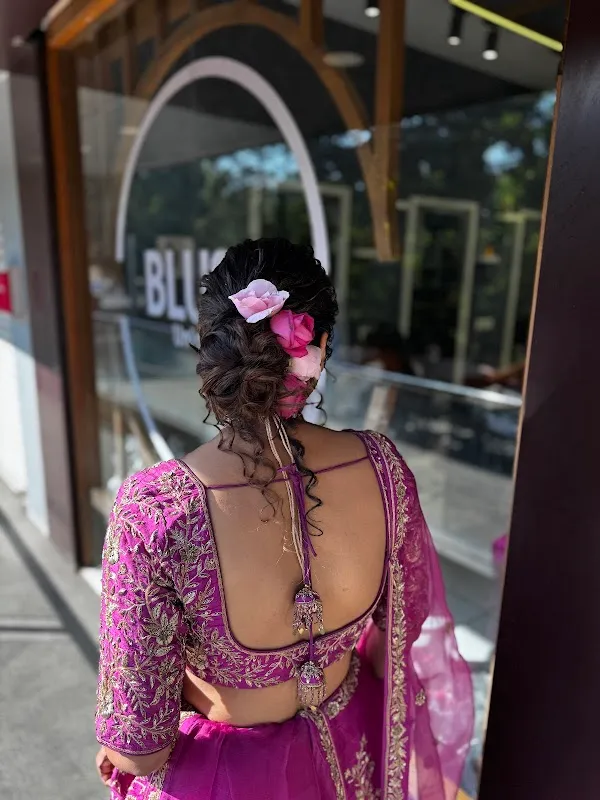 BLUSH UNISEX SALON & MAKEUP STUDIO