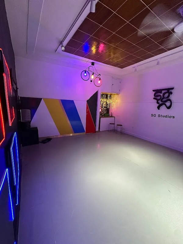 THE SG DANCE STUDIO